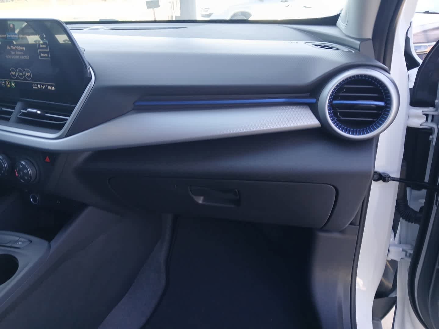 New 2026 Chevrolet Trax LS w/ LS Convenience Package FWD image 68