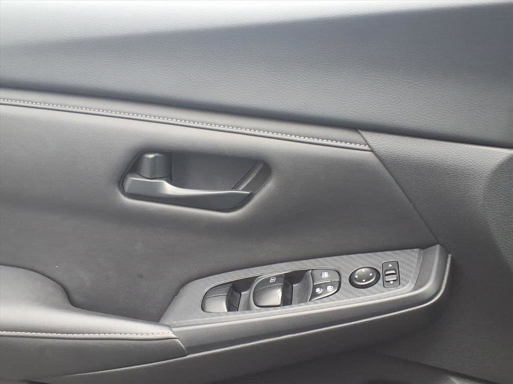 Used 2024 Nissan Sentra S image 23