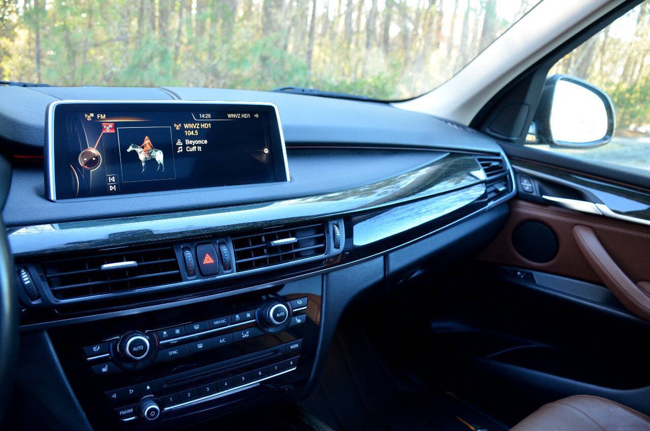 Used 2015 BMW X5 xDrive35i AWD/4WD image 16
