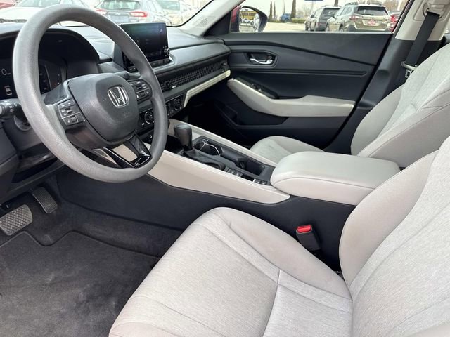 Used 2024 Honda Accord EX image 11