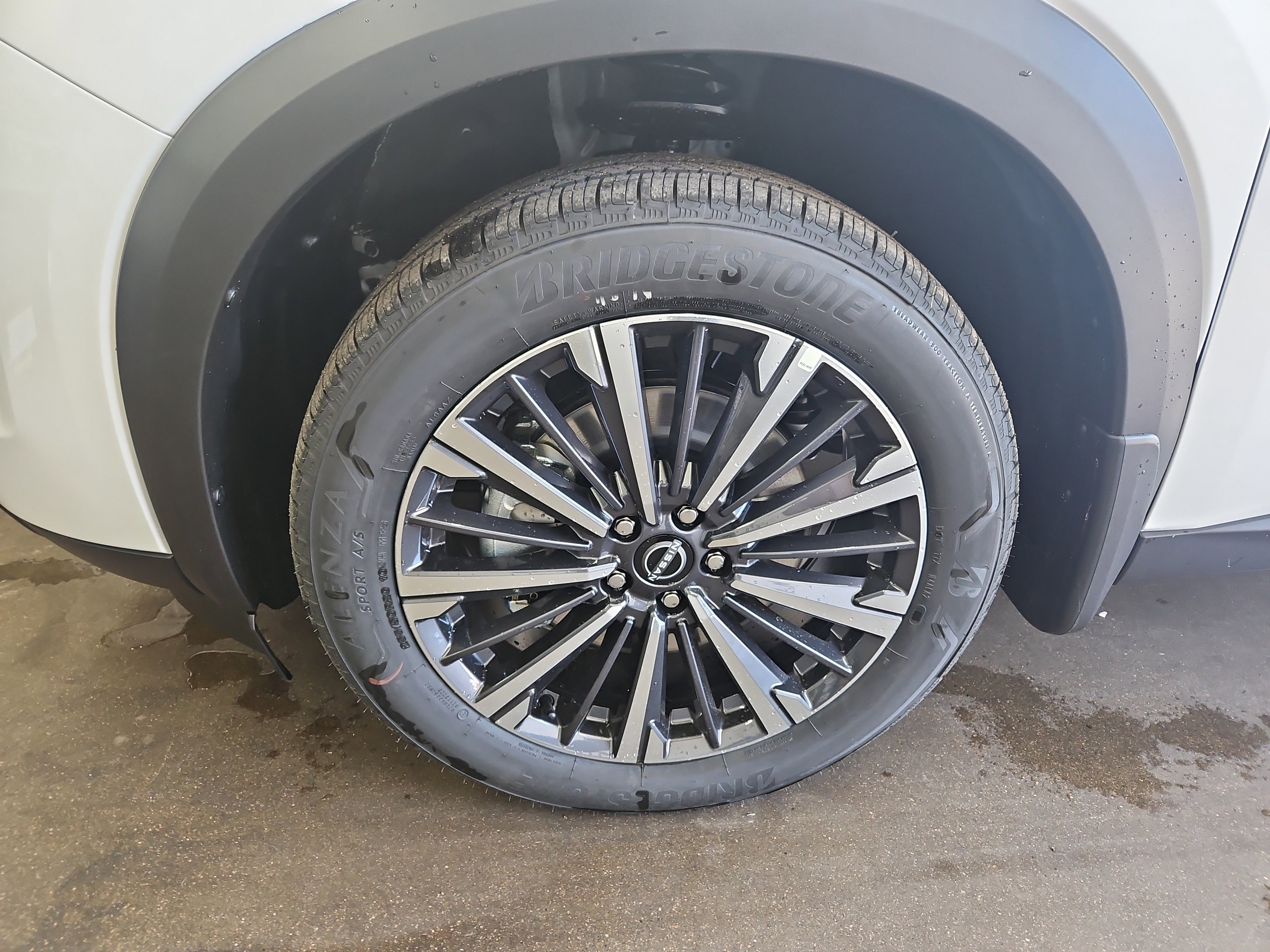 New 2026 Nissan Pathfinder Platinum AWD/4WD image 23