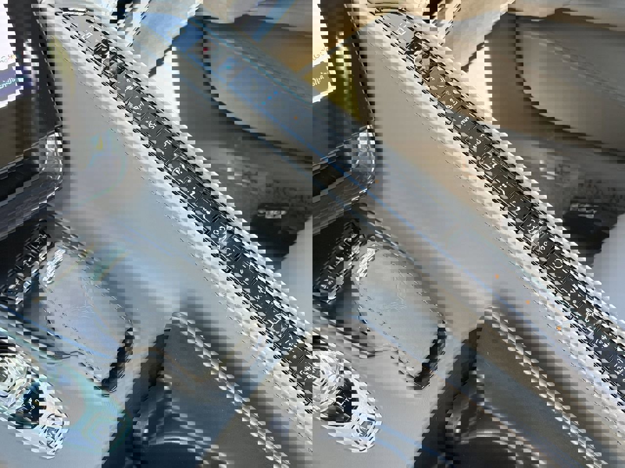 Used 2024 Chevrolet Corvette Stingray Premium Conv w/ Z51 Performance Package image 27