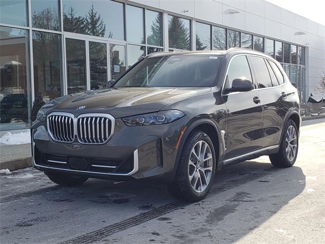 New 2026 BMW X5 xDrive50e w/ Premium Package