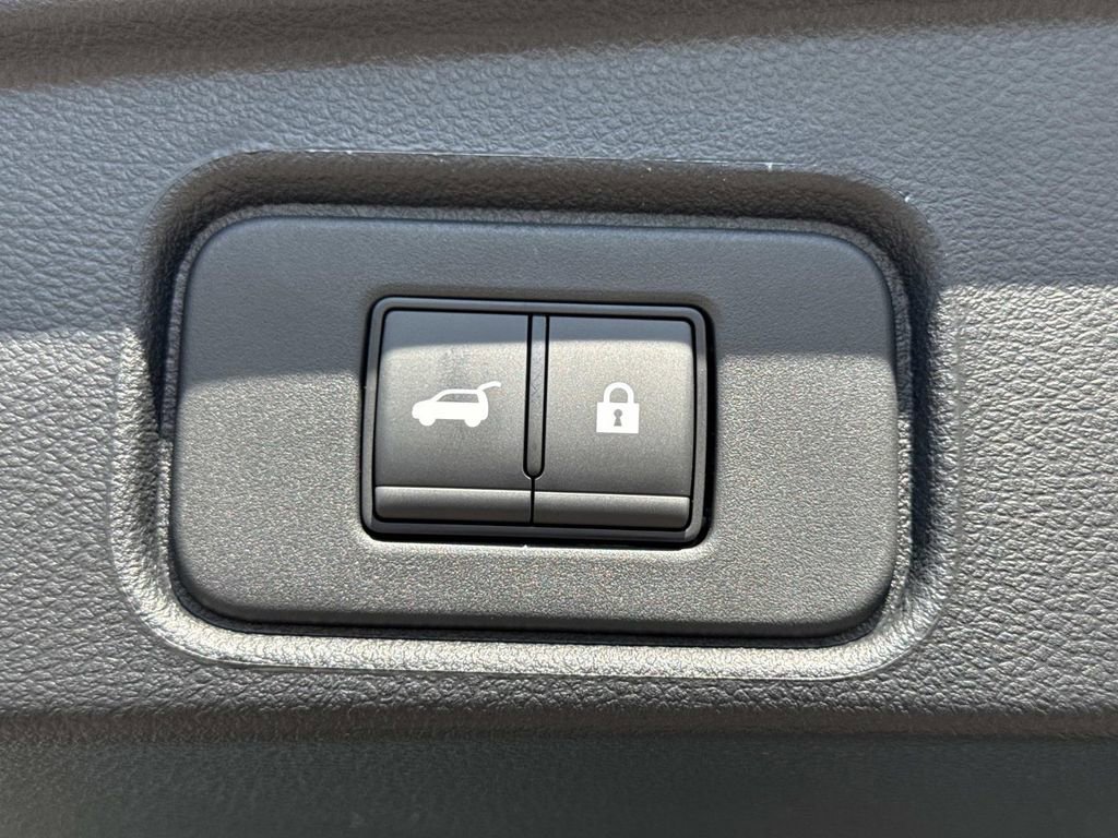 New 2026 Nissan Pathfinder SV FWD image 13