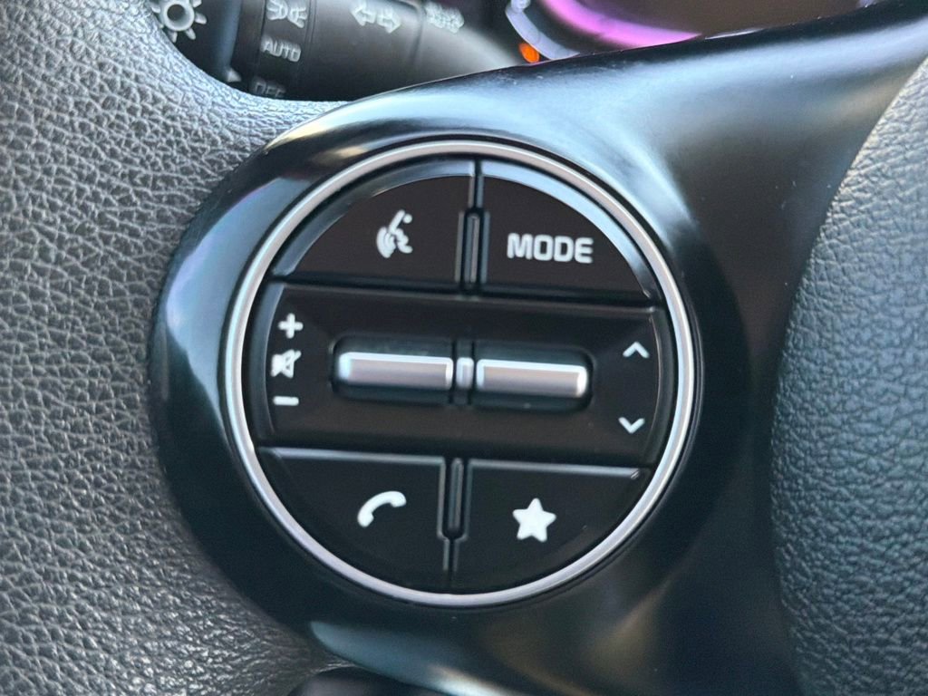 Used 2024 Kia Soul LX w/ Option Group 015 image 17