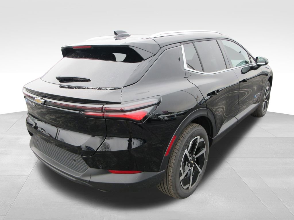 New 2026 Chevrolet Equinox EV LT AWD/4WD image 5