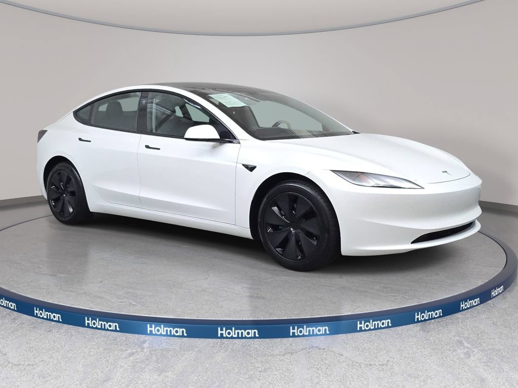 Used 2024 Tesla Model 3 Standard Range RWD image 4
