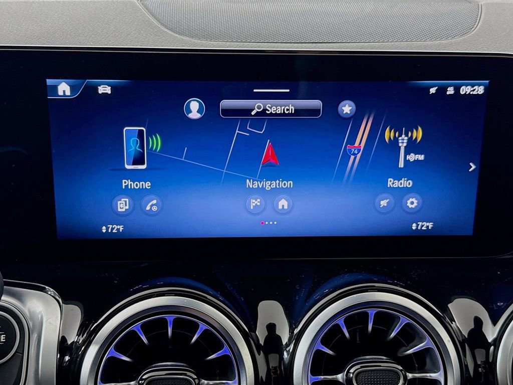 Used 2024 Mercedes-Benz GLB 35 AMG 4MATIC image 15