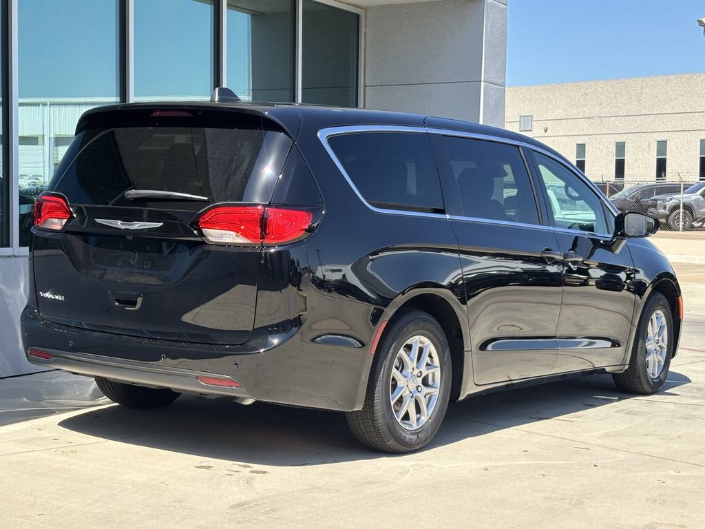 New 2026 Chrysler Voyager LX FWD image 3