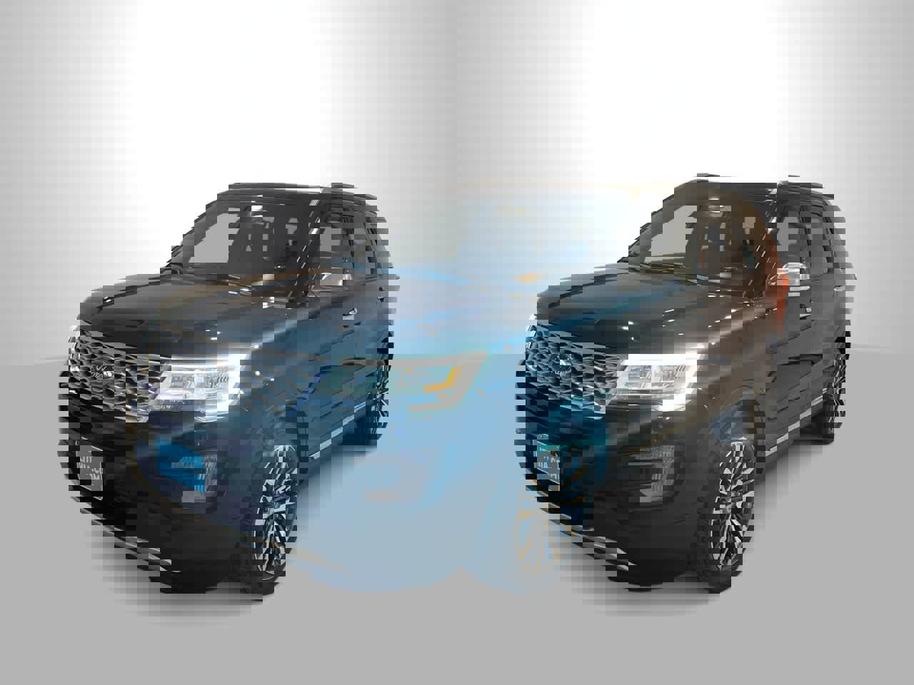 Used 2017 Ford Explorer Platinum image 1