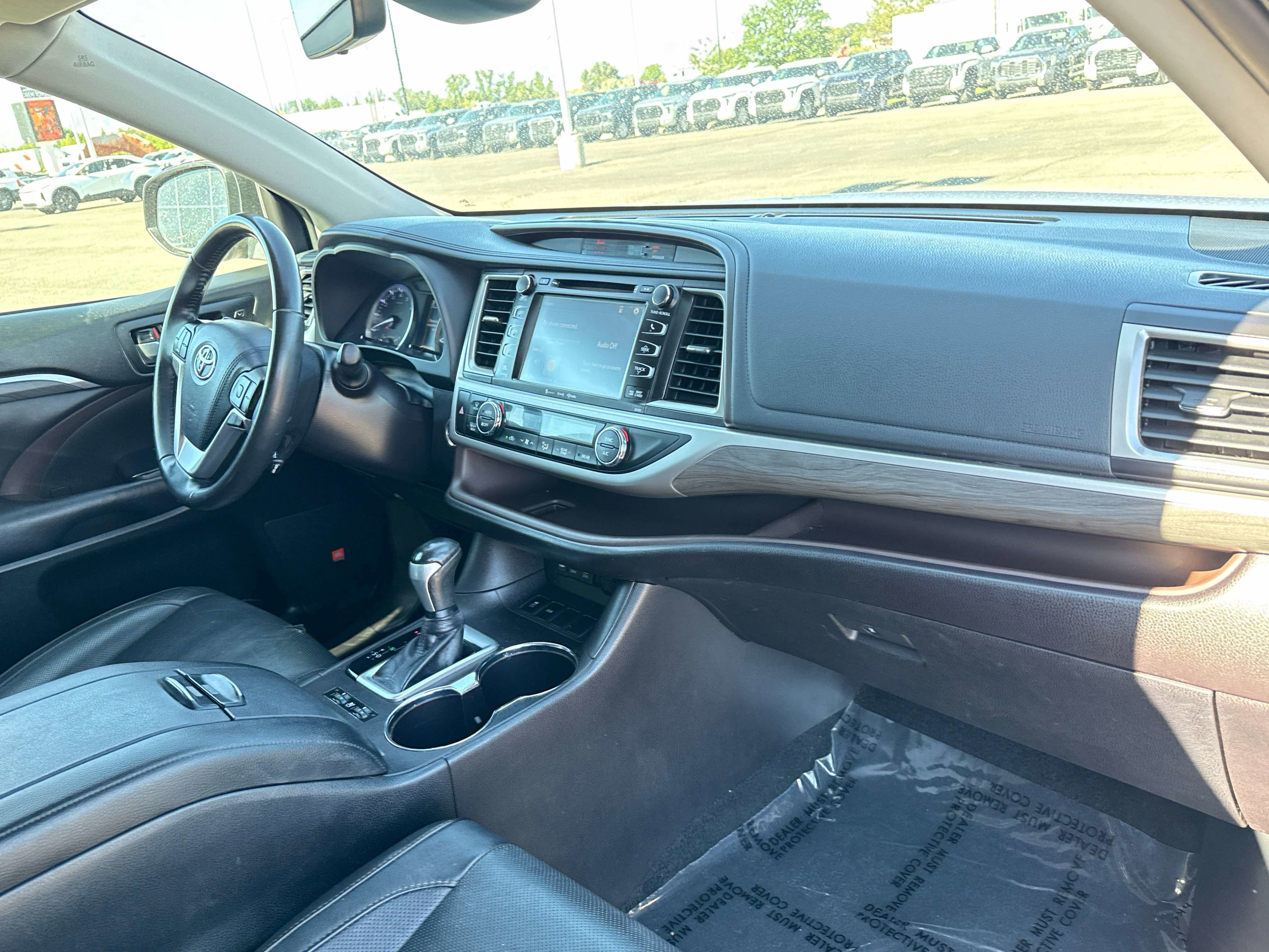 Used 2019 Toyota Highlander Limited FWD image 20