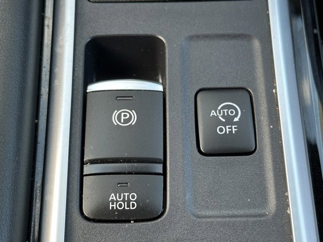 Certified 2024 Nissan Pathfinder SL image 36