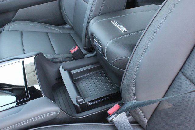 New 2025 GMC Yukon XL Denali w/ Sun & Power Step Package image 58