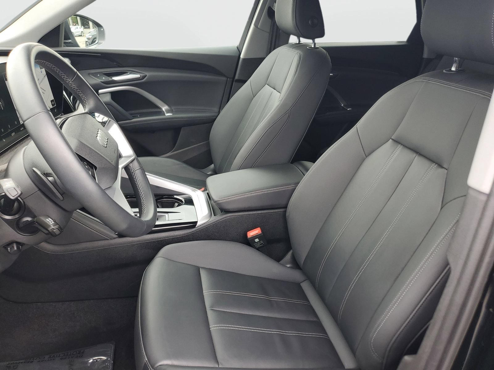 Used 2025 Audi Q5 Premium w/ Convenience Package AWD/4WD image 18