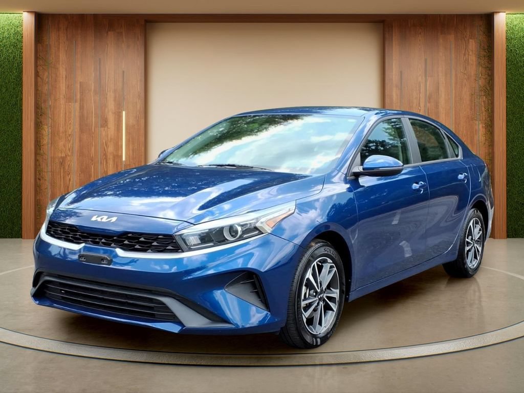 Used 2024 Kia Forte LXS w/ LXS Technology Package FWD image 28