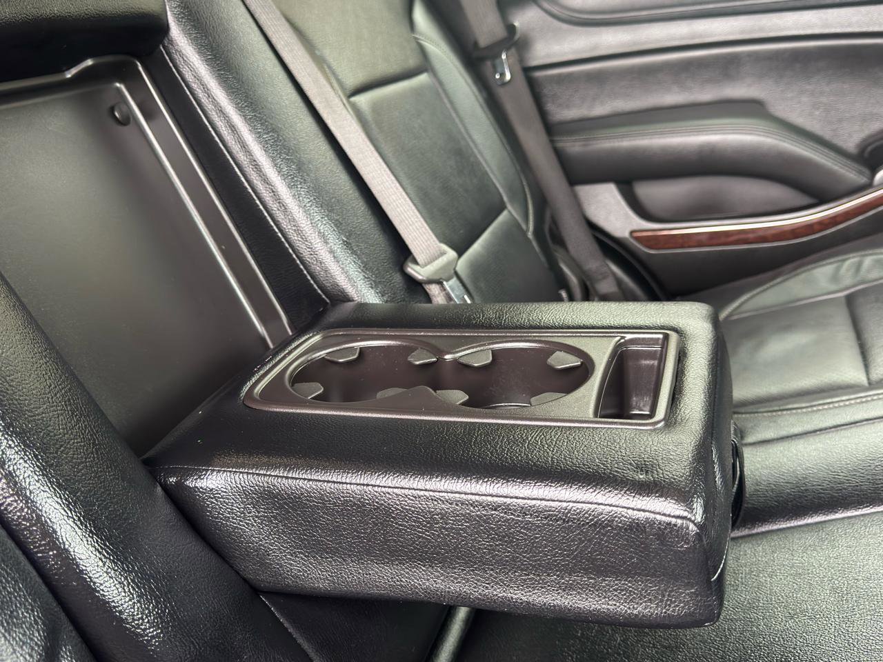 Used 2018 GMC Yukon SLE AWD/4WD image 37