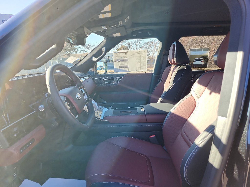 New 2026 INFINITI QX80 Autograph w/ Premium Cargo Package image 13