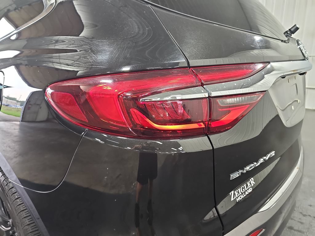 Used 2021 Buick Enclave Essence w/ Sound and Sites Package AWD/4WD image 36