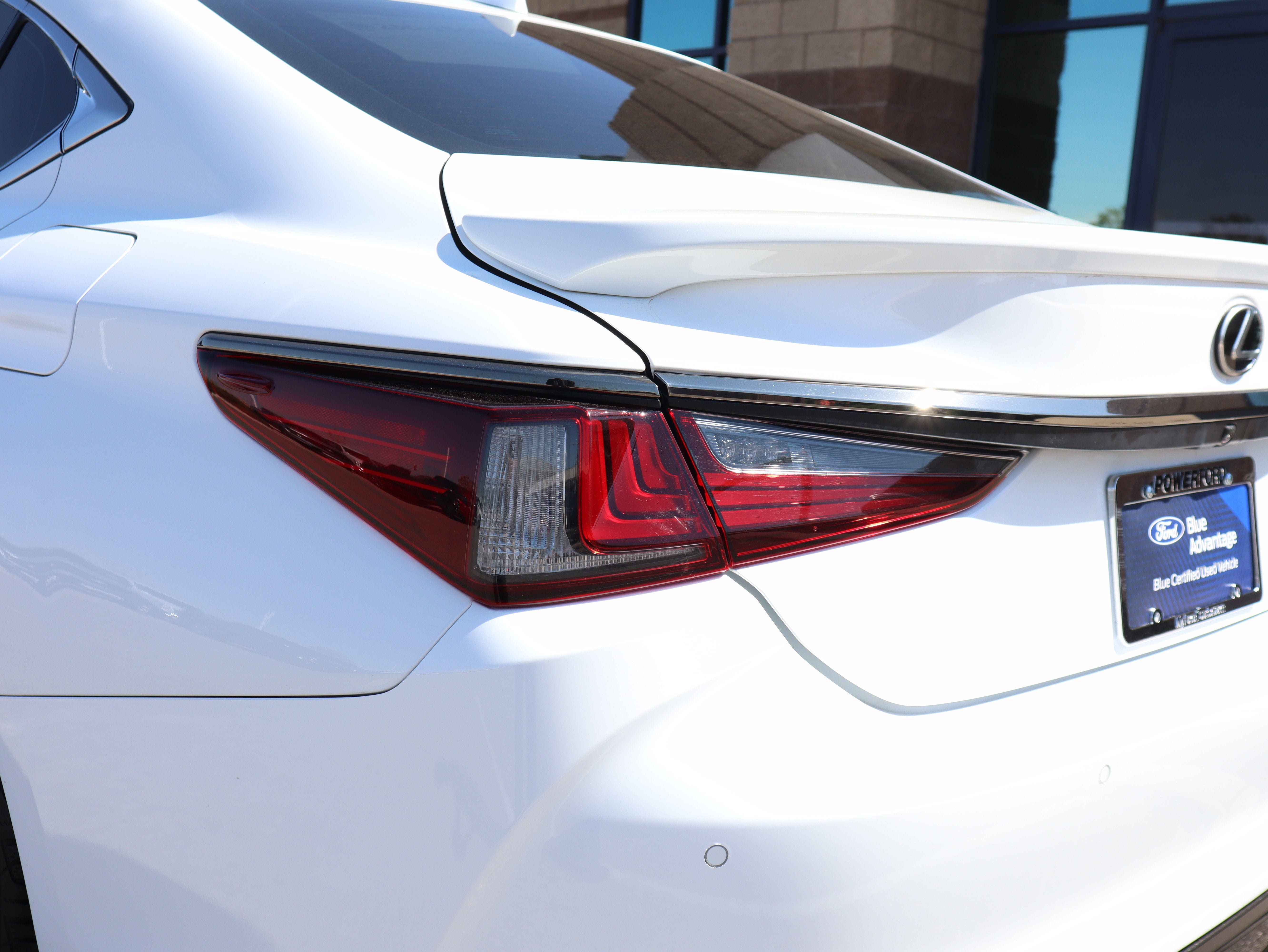 Used 2022 Lexus ES 350 F Sport w/ Accessory Package FWD image 18