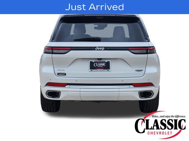 Used 2024 Jeep Grand Cherokee Summit AWD/4WD image 16