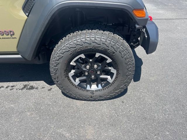 Used 2026 Jeep Gladiator Rubicon AWD/4WD image 13