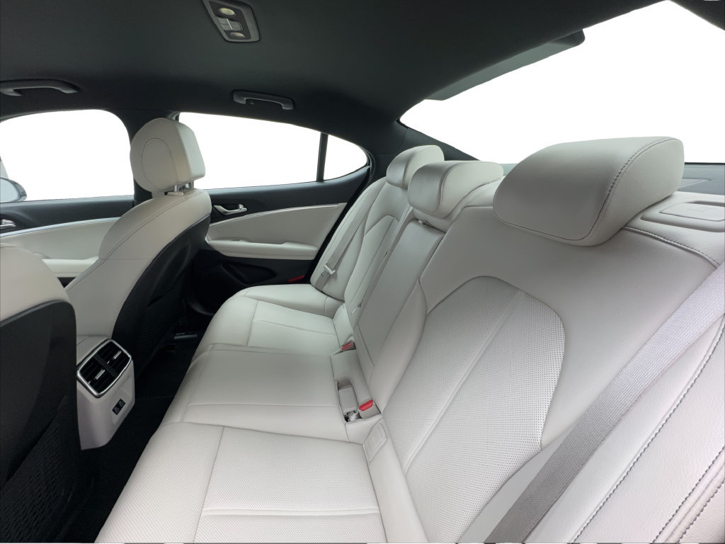 Used 2024 Genesis G70 2.5T AWD/4WD image 26