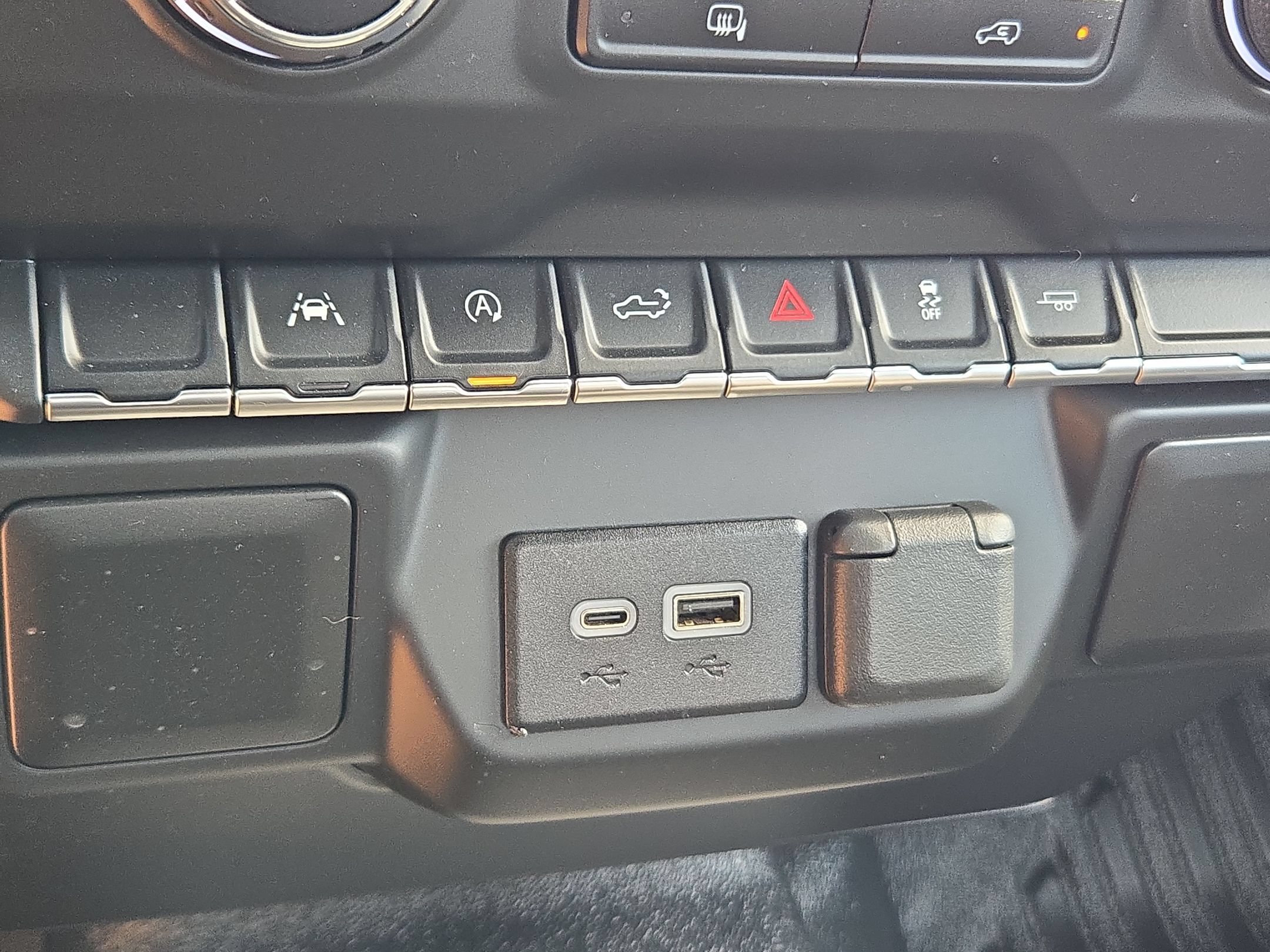 Used 2025 Chevrolet Silverado 1500 W/T RWD image 16