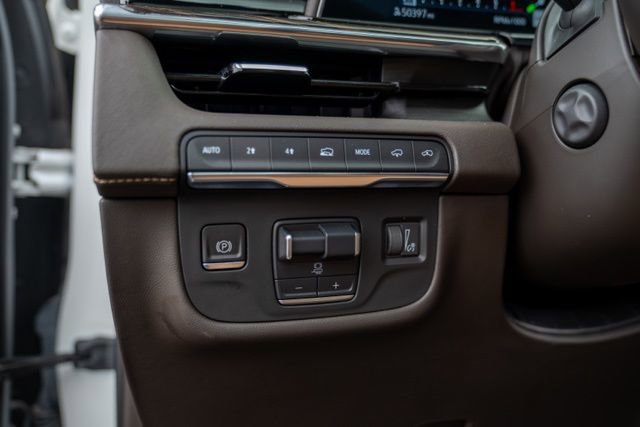 Used 2022 Cadillac Escalade ESV Sport w/ Touring Package image 25