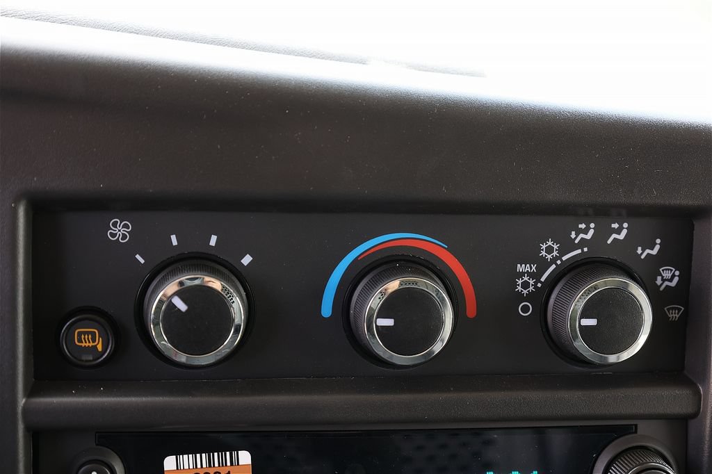 New 2026 Chevrolet Express 2500 w/ Driver Convenience Package RWD image 39