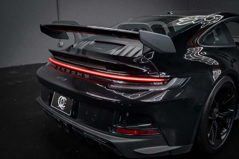 Used 2022 Porsche 911 GT3 RWD image 27