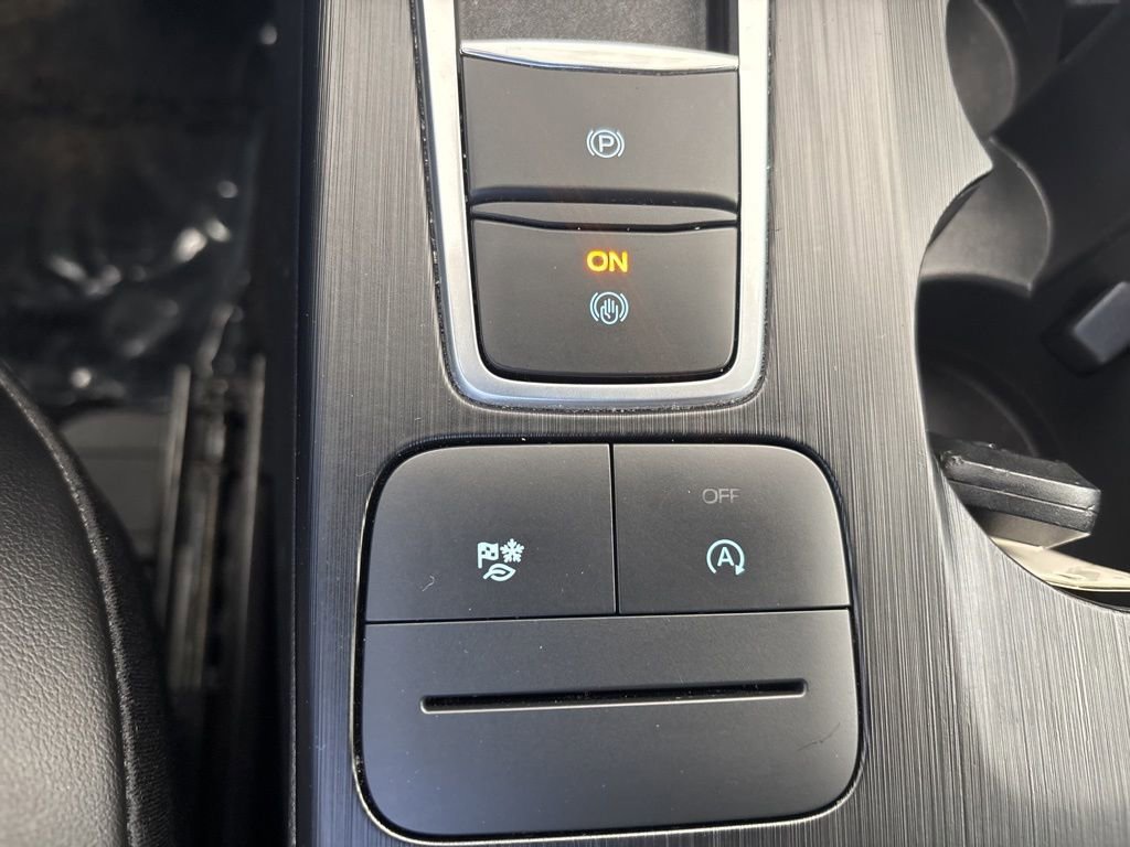 Used 2025 Ford Escape ST-Line image 17