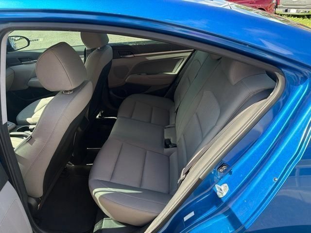 Used 2017 Hyundai Elantra SE FWD image 13