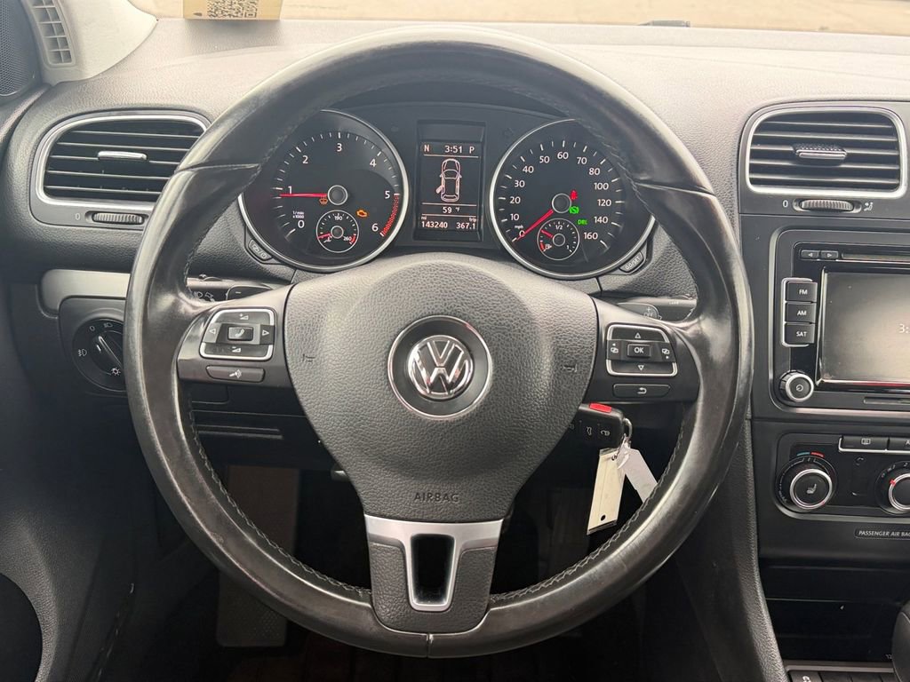 Used 2013 Volkswagen Golf TDI image 15