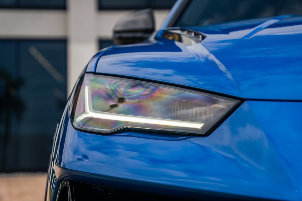 Used 2024 Lamborghini Urus Performante AWD/4WD image 9