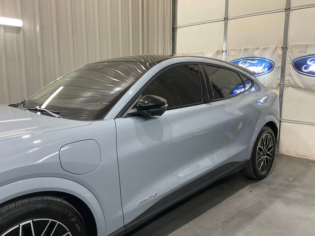 Used 2025 Ford Mustang Mach-E Premium image 5