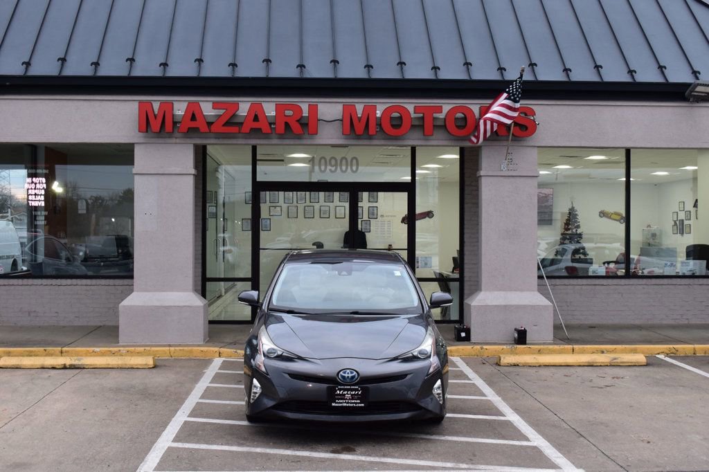 Used 2016 Toyota Prius Three Touring FWD image 6