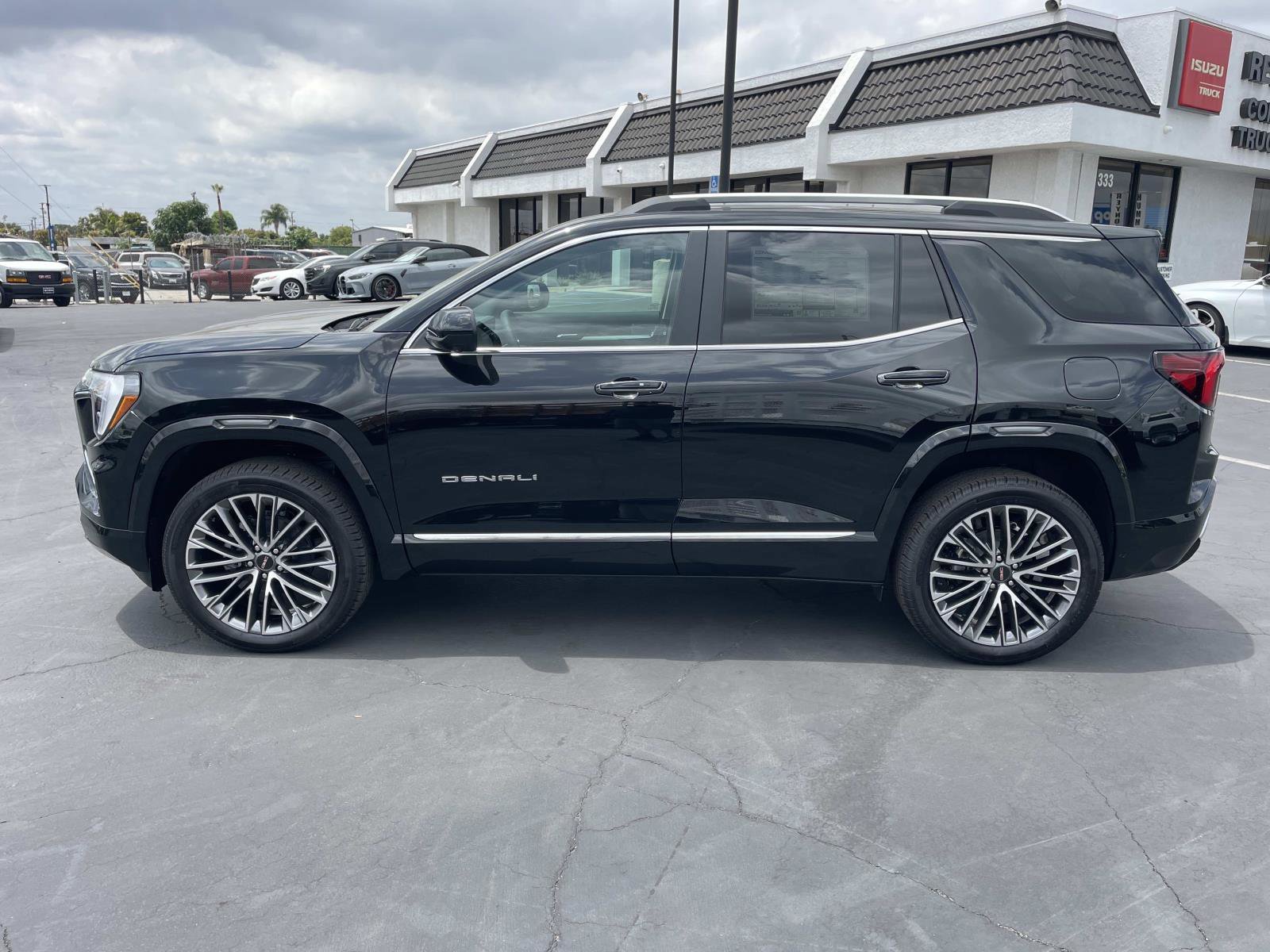 New 2026 GMC Terrain Denali AWD/4WD image 8