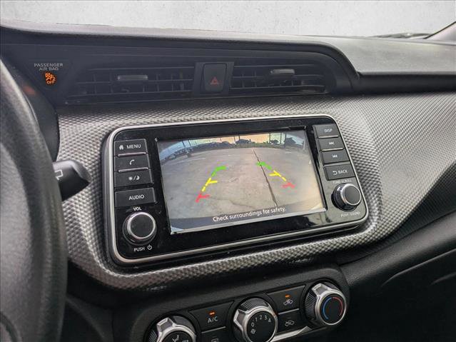 Used 2020 Nissan Kicks S image 12