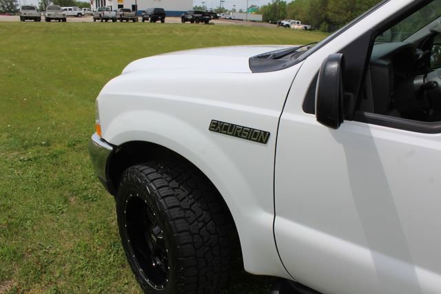Used 2002 Ford Excursion XLT AWD/4WD image 11