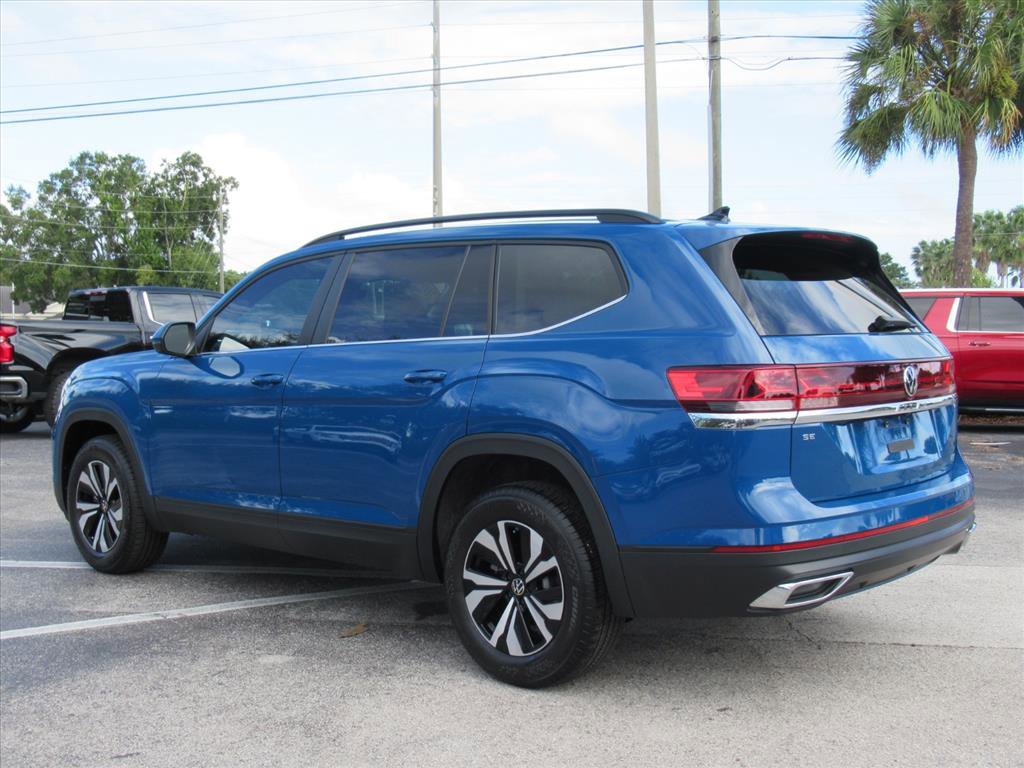 Used 2025 Volkswagen Atlas SE image 6