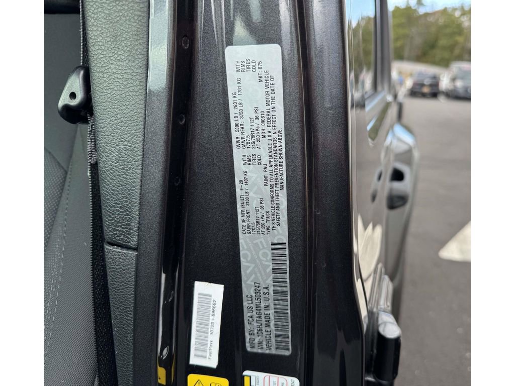 Used 2021 Jeep Gladiator Sport image 16