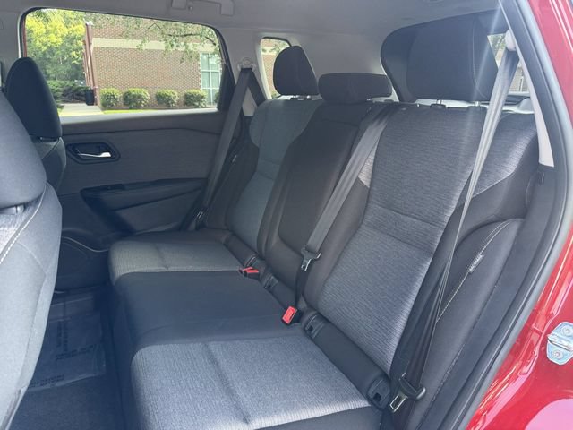 Used 2023 Nissan Rogue SV FWD image 31