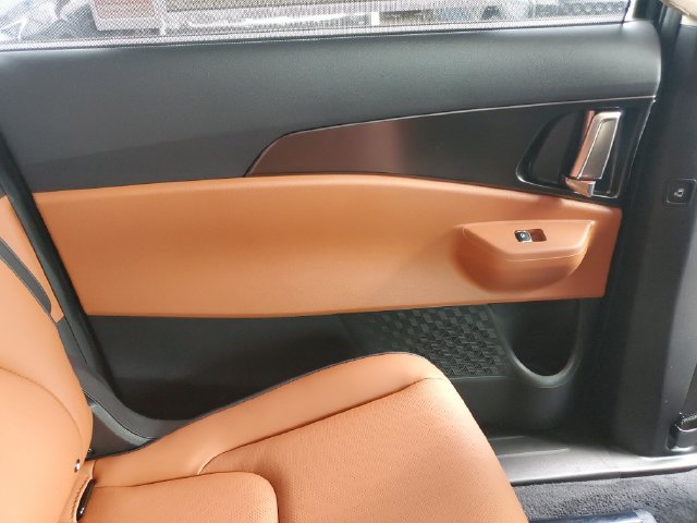 New 2027 Kia Carnival SX w/ Dark Edition Package FWD image 20