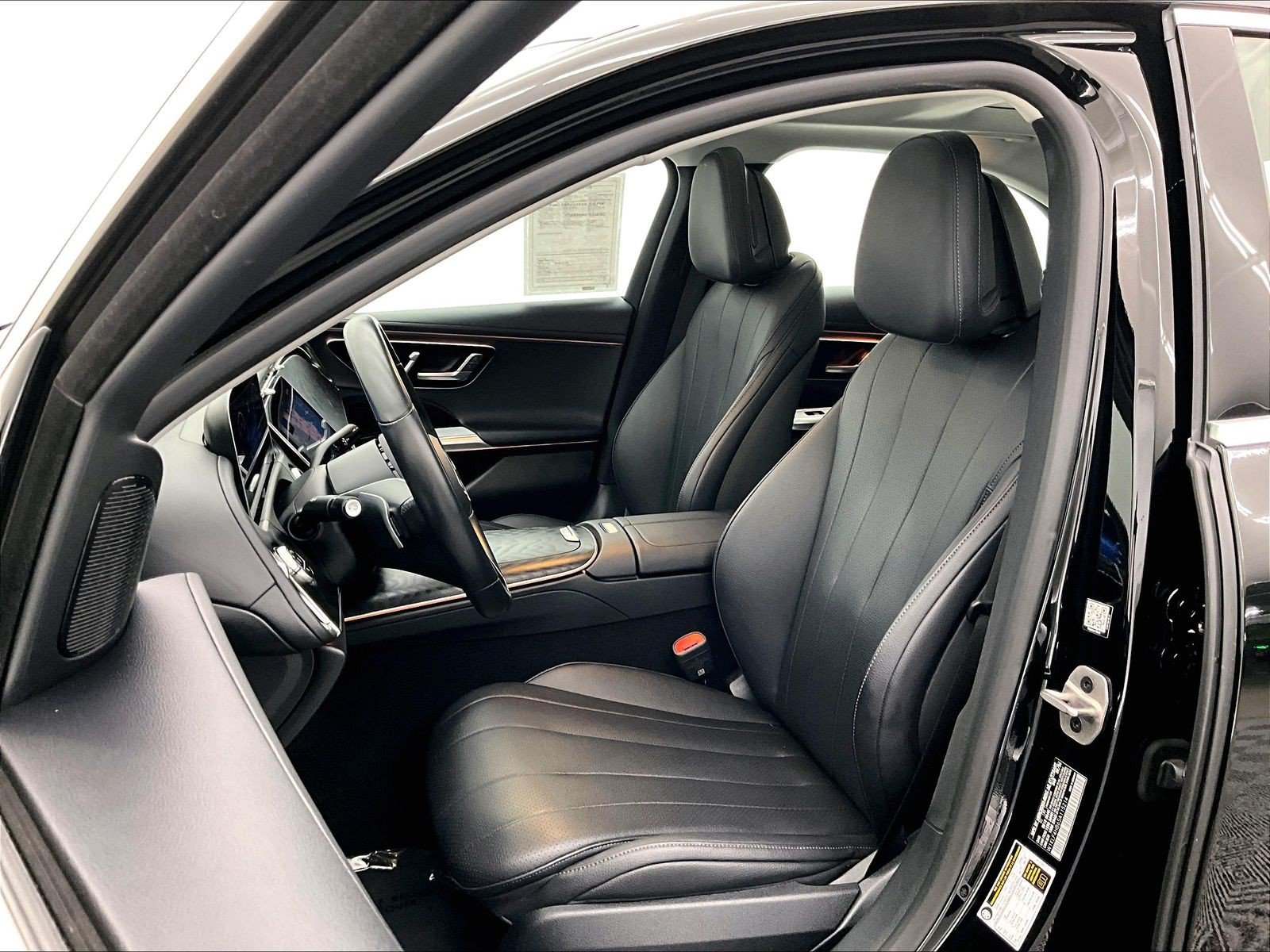 Certified 2025 Mercedes-Benz E 350 4MATIC Sedan image 16