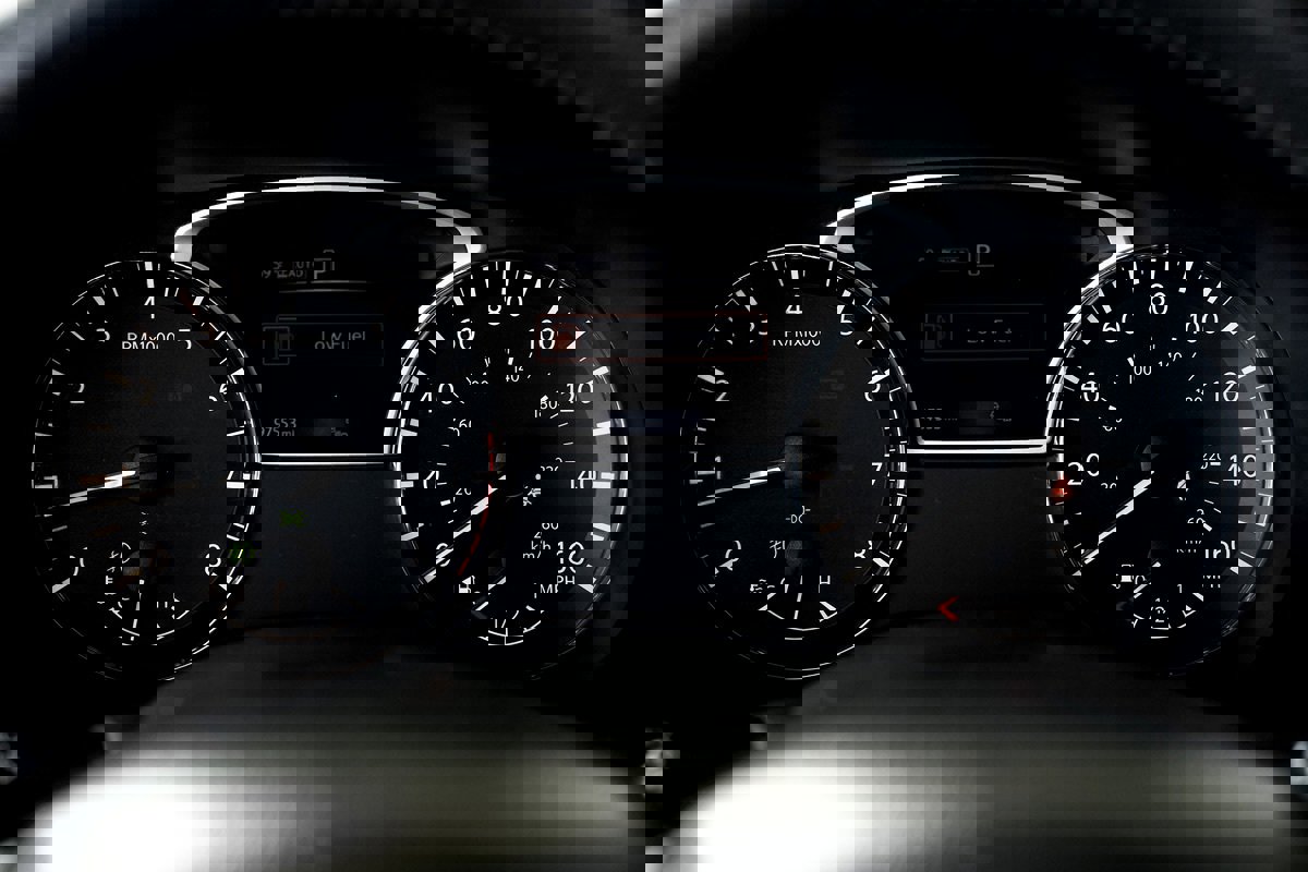 Used 2019 Nissan Pathfinder SV image 27