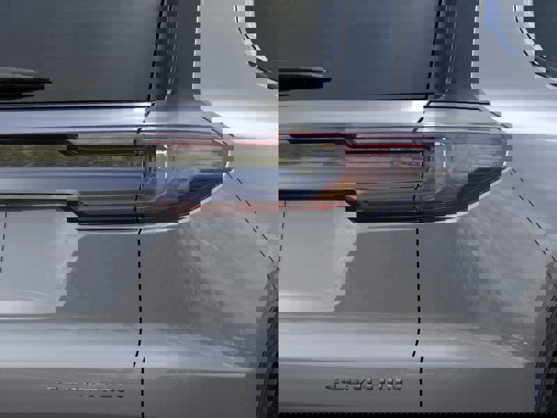 New 2025 GMC Acadia Elevation FWD image 35
