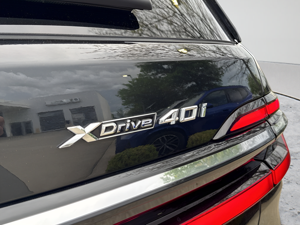 Used 2026 BMW X7 xDrive40i AWD/4WD image 6