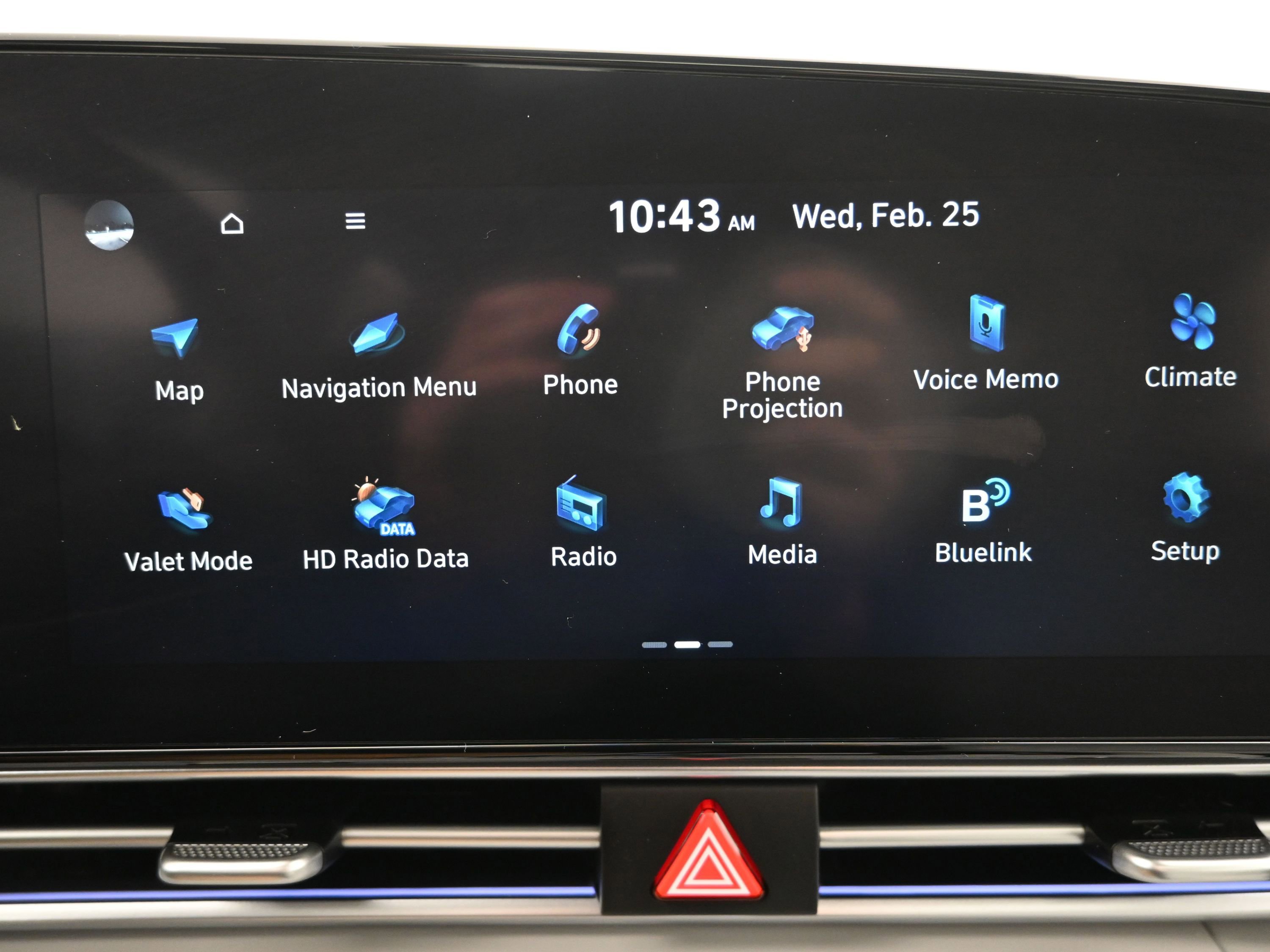 Used 2023 Hyundai Elantra Limited image 15