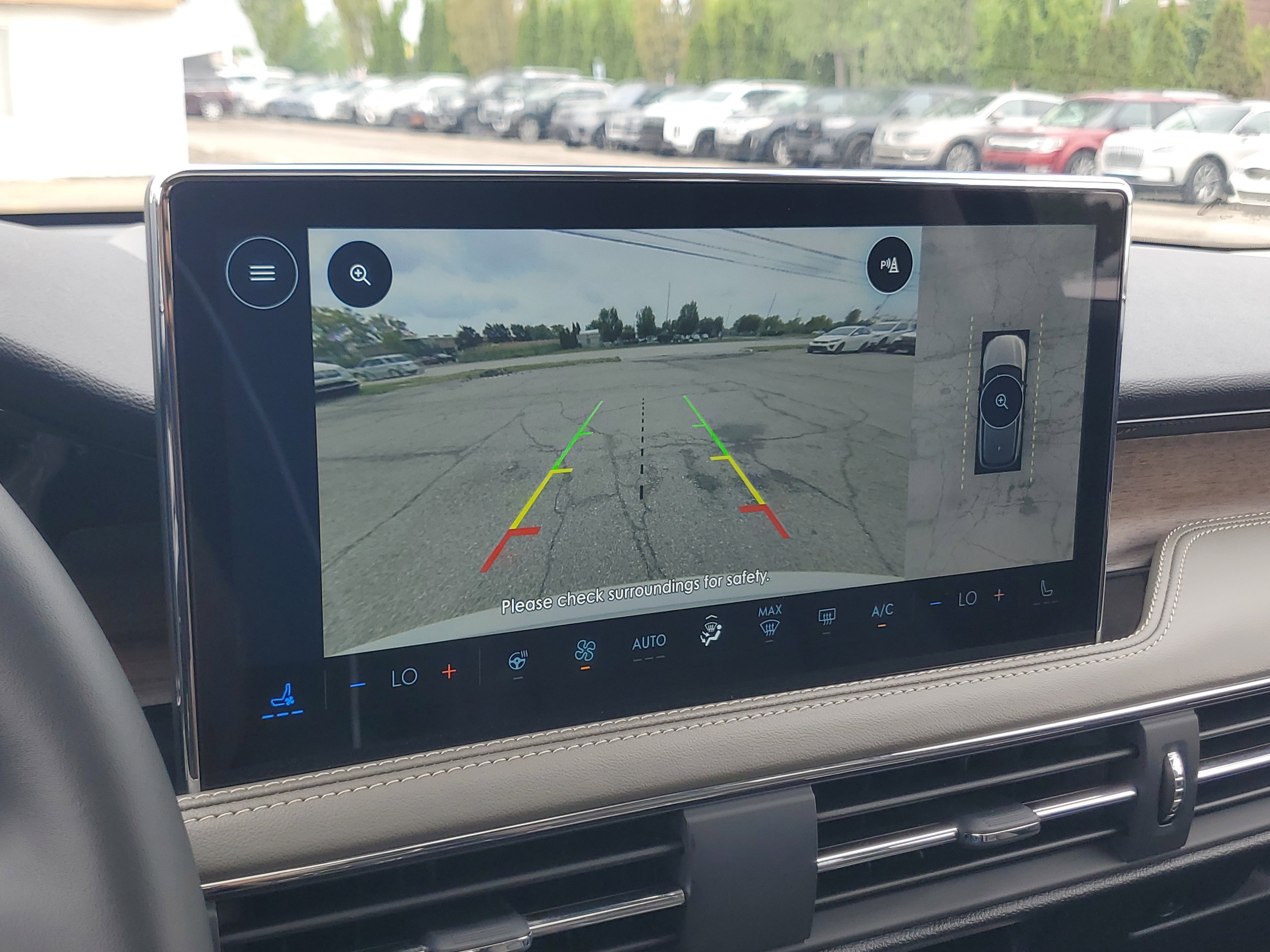 Certified 2024 Lincoln Corsair Reserve w/ Equipment Group 201A AWD/4WD image 17