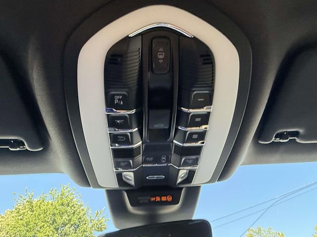 Certified 2021 Porsche Macan S AWD/4WD image 31